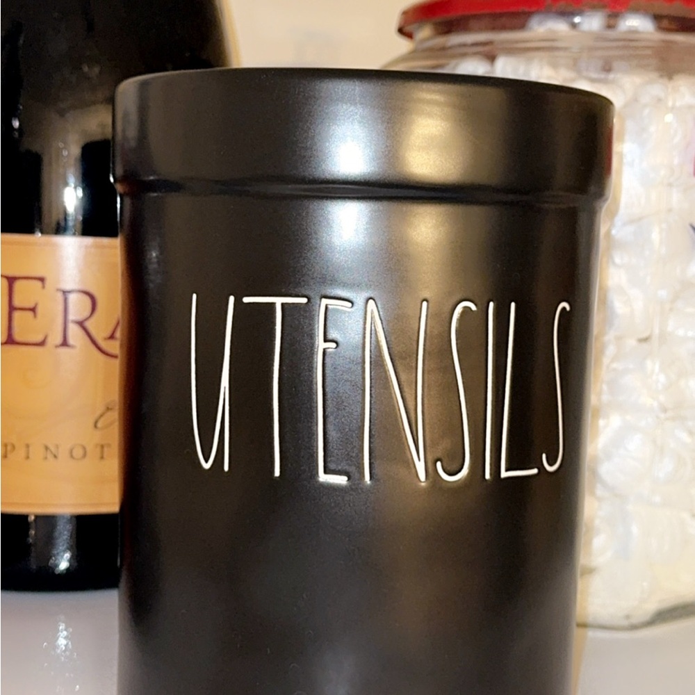 Rae Dunn Artisan Magenta Ceramic Black Utensils Holder Kitchen/Crock “UTENSILS”